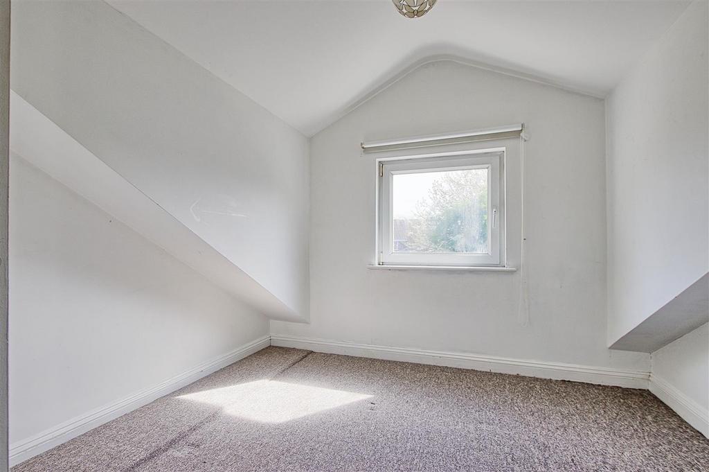 Bedroom 1 - 3.jpg