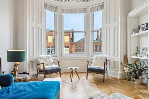 3 bedroom flat for sale, 481 Victoria Road, Flat 1/2, Queens Park, Glasgow, G42 8RL