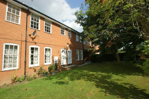2 bedroom flat for sale, Hallgate Court, Alwoodley, Leeds