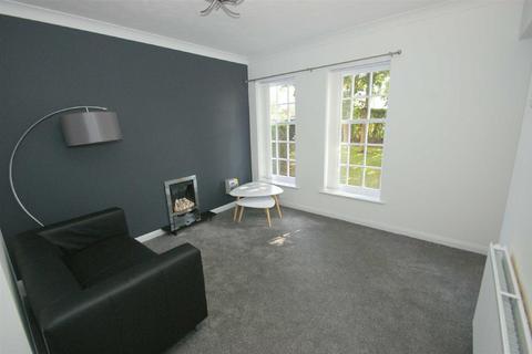 2 bedroom flat for sale, Hallgate Court, Alwoodley, Leeds