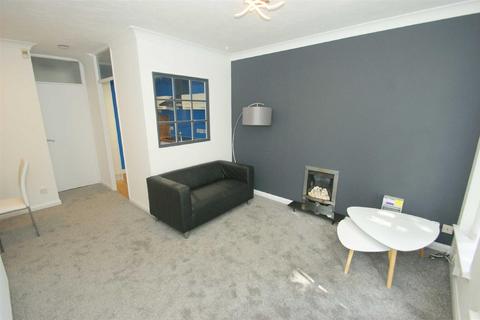 2 bedroom flat for sale, Hallgate Court, Alwoodley, Leeds