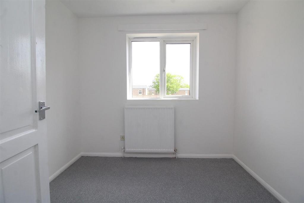 Bedroom 2.JPG