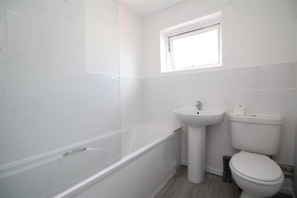 Bathroom.JPG