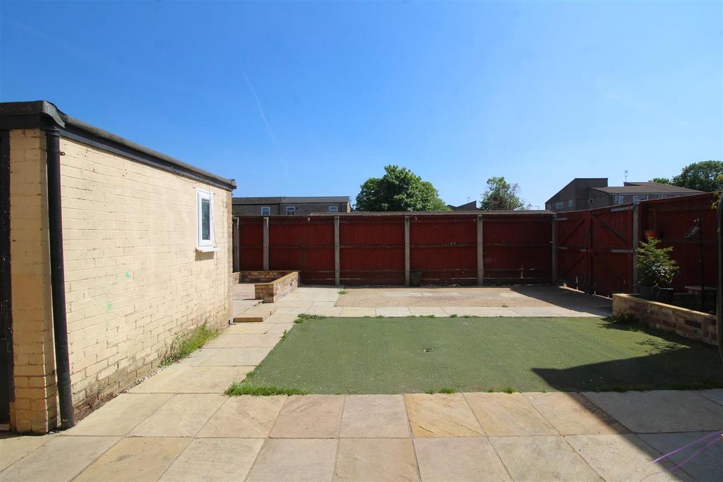 Garden 1 .JPG