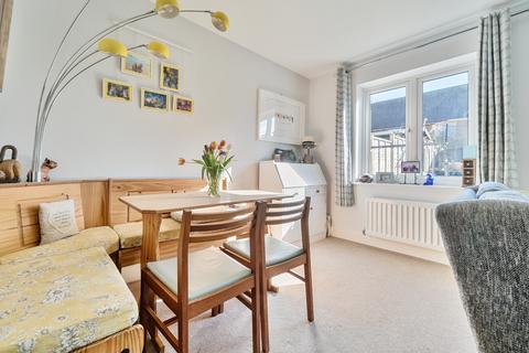 undefined, Goswell Square, Alton GU34