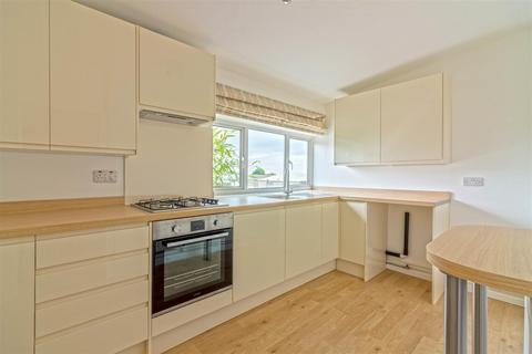 11a Wallace Parade, Goring By Sea, Worthing, BN12 4AL