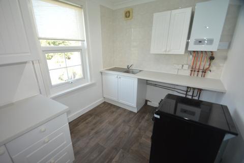 2 bedroom flat to rent, Forest Road, Torquay TQ1