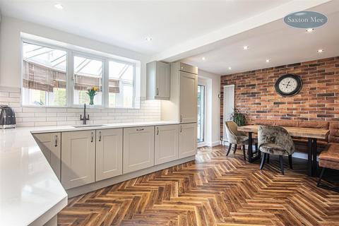 19 Admirals Crest, Scholes, Rotherham, S61 2SW