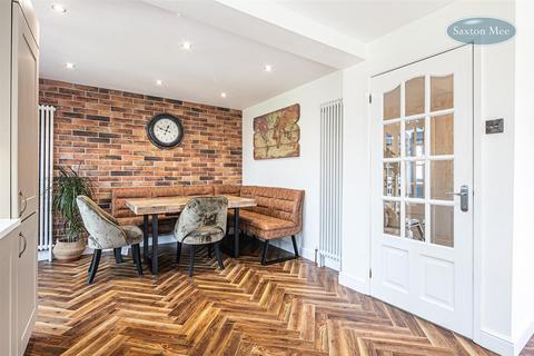 19 Admirals Crest, Scholes, Rotherham, S61 2SW