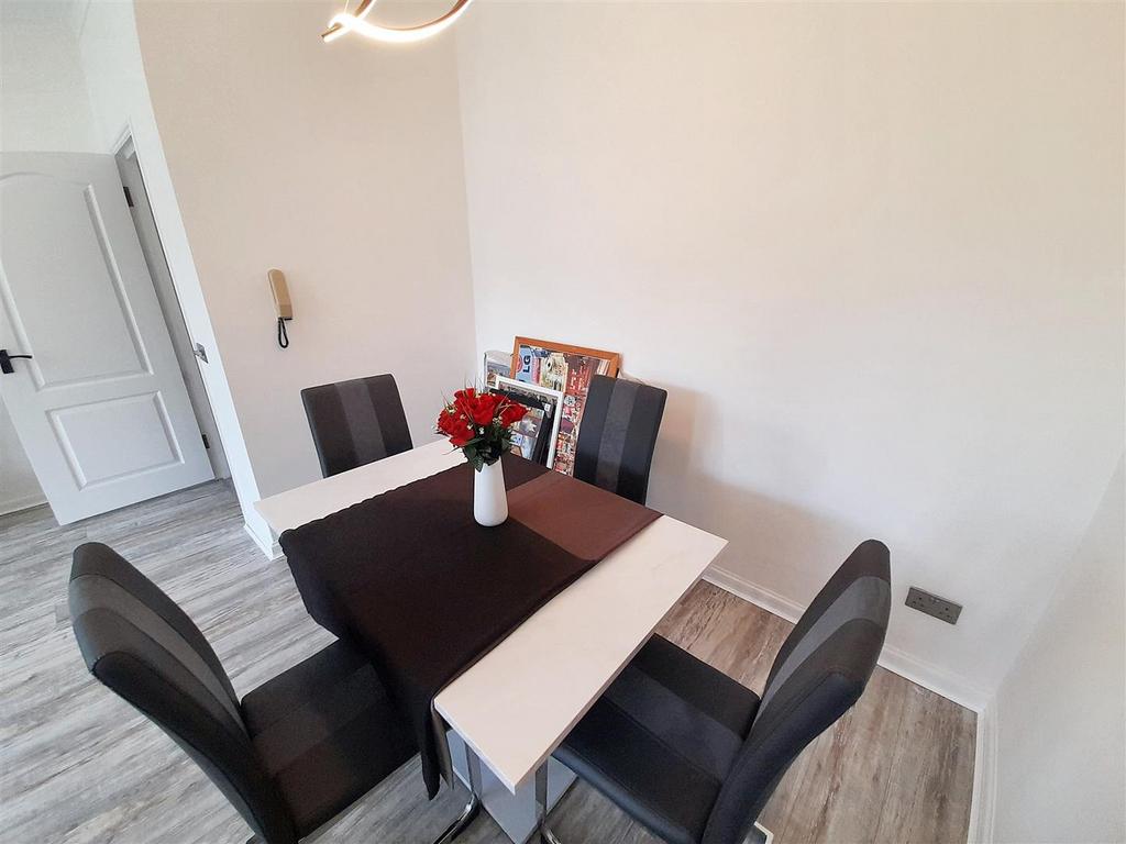 Dining area new.jpg