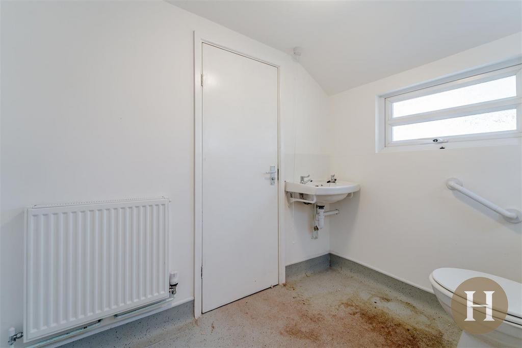 Hadleigh Estate Agents-17.jpg