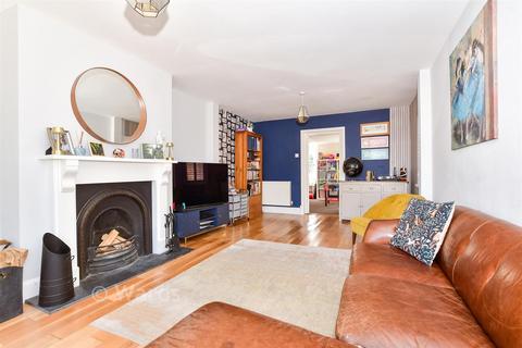 5 bedroom detached house for sale, Pheasant Lane, Maidstone ME15