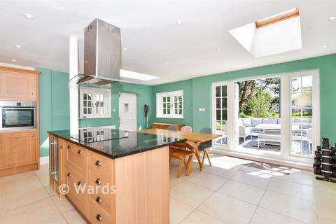 5 bedroom detached house for sale, Pheasant Lane, Maidstone ME15