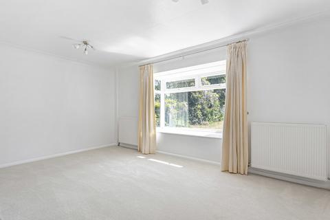 4 bedroom detached house for sale, Bramwell Close, Sunbury-on-Thames, Surrey, TW16