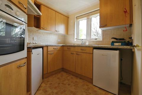 2 bedroom retirement property for sale, Georgian Court, Spalding PE11