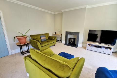 2 bedroom maisonette for sale, ESPLANADE AVENUE, PORTHCAWL, CF36 3YU