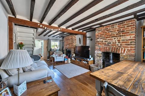 10 Bells Lane, Horton, Slough, SL3 9PW