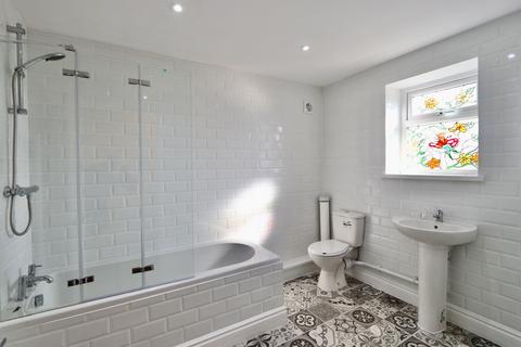 2 bedroom detached bungalow for sale, Heol Fargoed, Bargoed, CF81