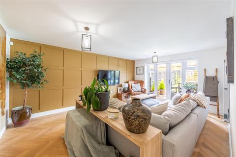 5 bedroom detached house for sale, Roseden Way, Great Park, NE13
