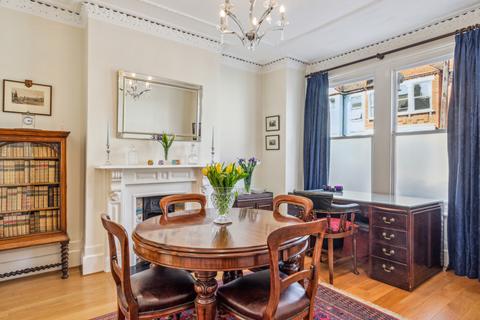 4 bedroom terraced house for sale, Cathles Road, London, SW12
