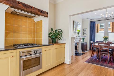 4 bedroom terraced house for sale, Cathles Road, London, SW12