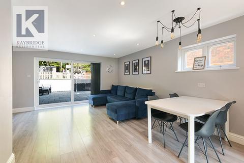 51 Dale View, Headley, Epsom, KT18 6EH