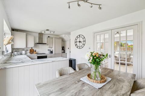 10 Rosedale Close, Cherry Willingham, Lincoln, LN3 4RE