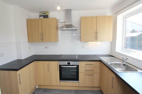 3 bedroom semi-detached house to rent, Purdey Close, Barry, Vale of Glamorgan