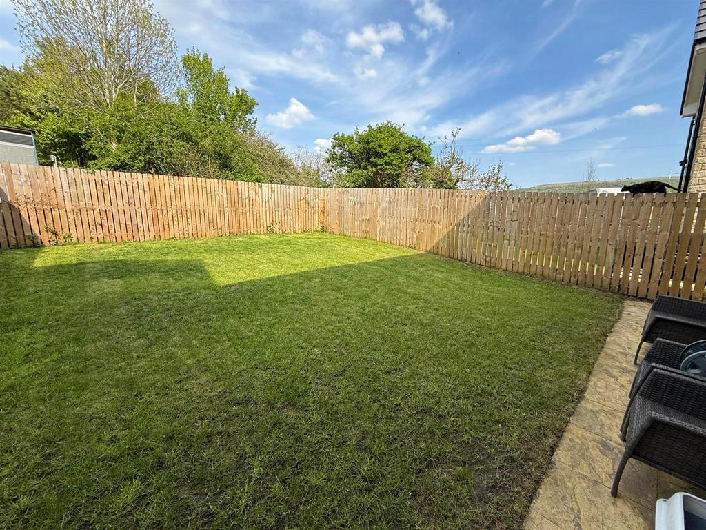 Three Bed Detached in Silsden 2.jpg