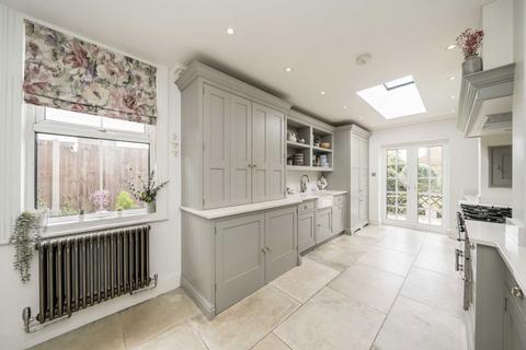 5 bedroom semi-detached house for sale, Vicarage Road, Sunbury-On-Thames TW16