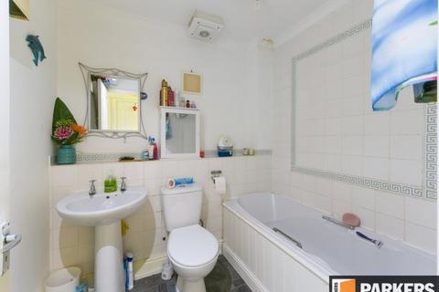 1 bedroom flat to rent, Edinburgh Court, Regents Park