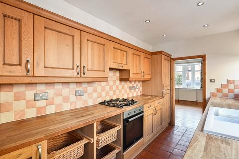 3 bedroom end of terrace house to rent, Third Avenue, York, YO31