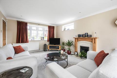 4 bedroom detached house for sale, Goodwin Close, Calcot