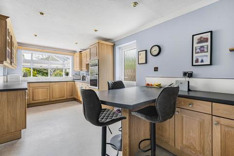 4 bedroom detached house for sale, Goodwin Close, Calcot