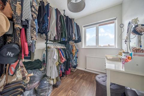 28 Fleetwood Way, Thame, OX9 3DF