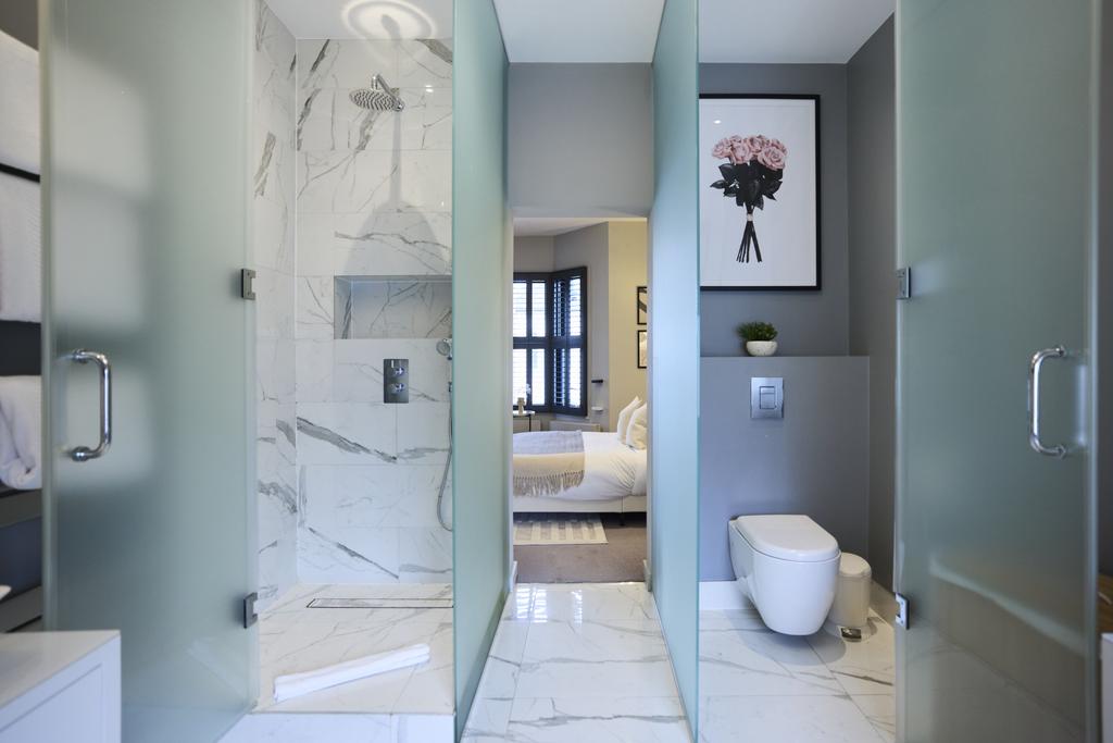 Bathroom Suite