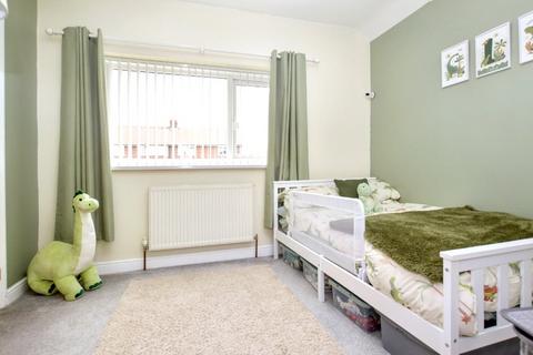 57 Thorntree Avenue, Crofton, Wakefield, WF4 1NT