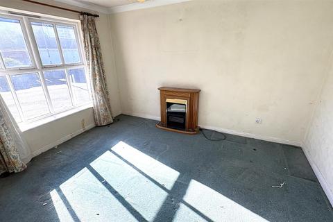 4 bedroom detached house for sale, Oak Leaf Drive, Birmingham B13