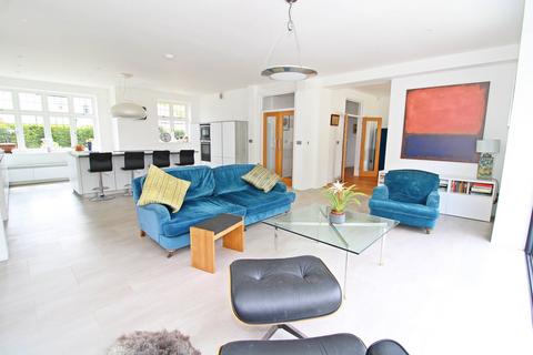 5 Styles Way, Beckenham, BR3 3AJ