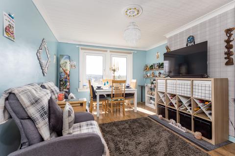 16 Firth Crescent, Auchendinny, Penicuik, EH26 0RA