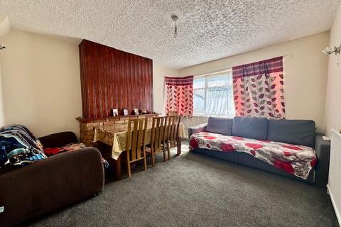 2 bedroom flat for sale, Kenton Lane, Harrow HA3