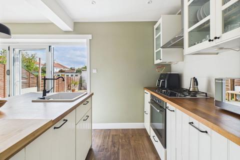 84 Cranleigh Road, Worthing, BN14 7QR