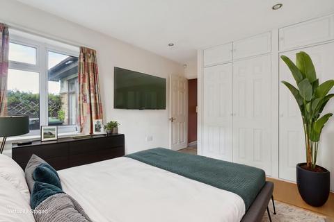 2 bedroom semi-detached bungalow for sale, Orchard Close, Beaconsfield, HP9