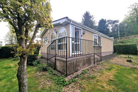 2 bedroom park home for sale, Station Road, Northampton NN7