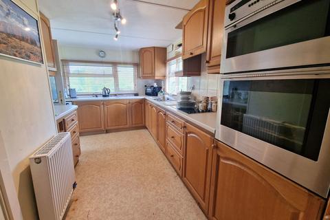2 bedroom park home for sale, Station Road, Northampton NN7