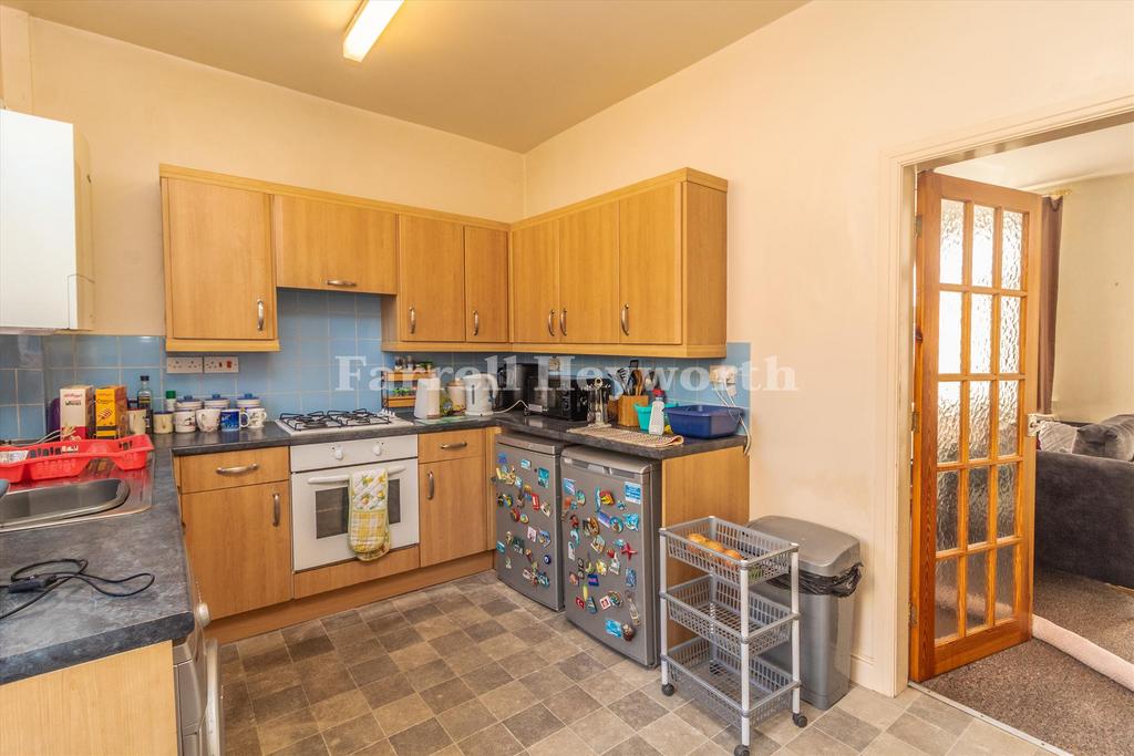 Kitchen image 2