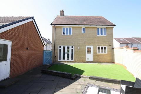 4 bedroom house for sale, Curacao Crescent, Bletchley, Milton Keynes