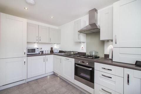 3 bedroom semi-detached house for sale, Farm Close, Holystone, Newcastle Upon Tyne