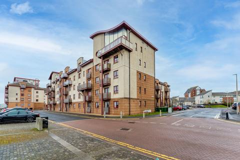 3 bedroom flat to rent - South Beach Road, Ayr, KA7