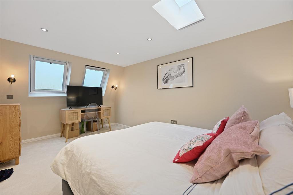 Minford Gardens - Bedroom A3 (1).JPG